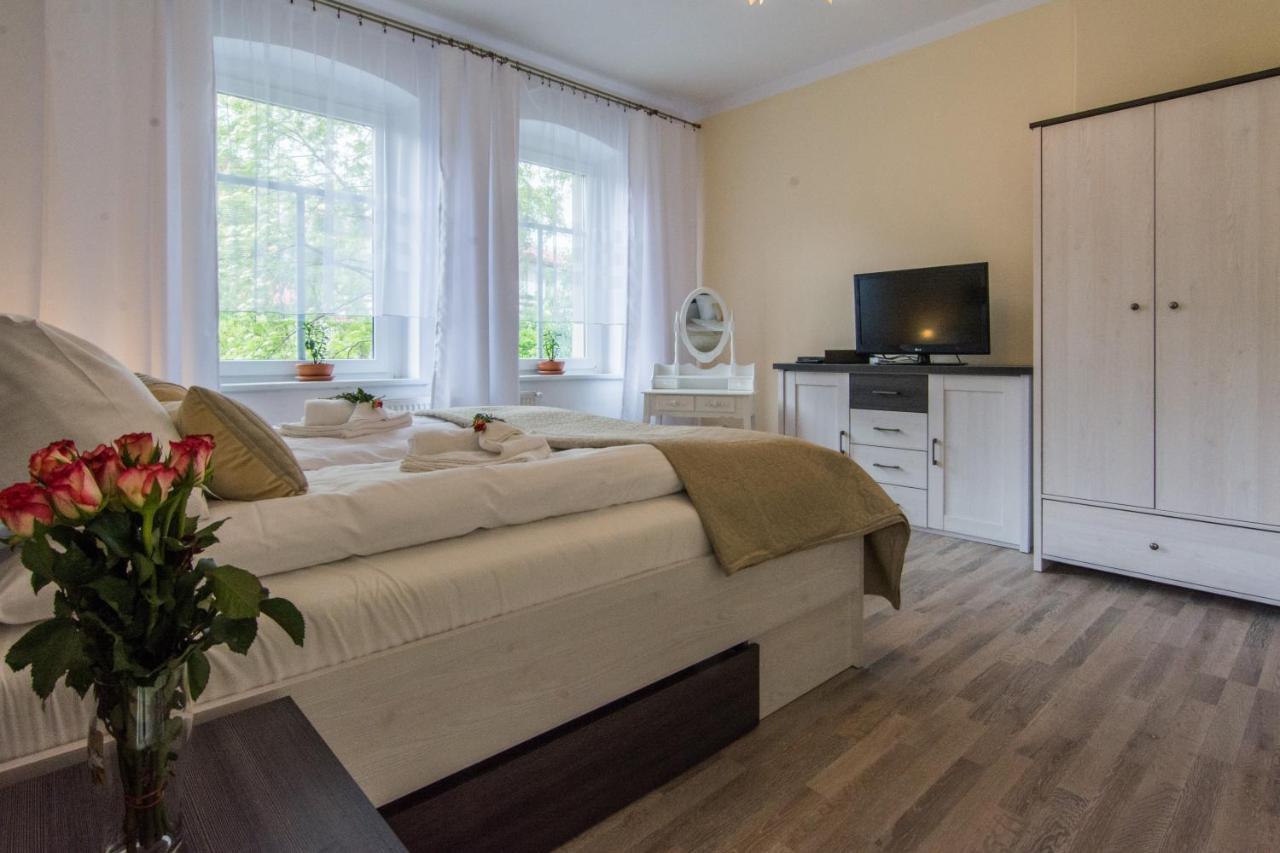 Apartamenty Izerskie - Ul. Wczasowa 8 Świeradów-Zdrój Exteriör bild